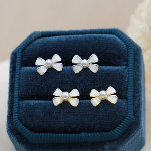 White Pearl Ribbon Earrings