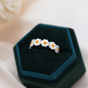 Daisy Flower Ring