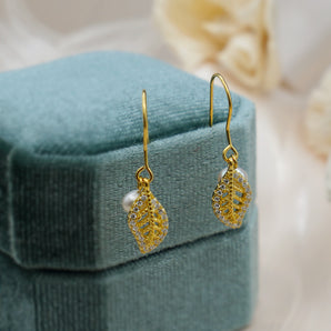 Dangle Pearl Leaf Earrings